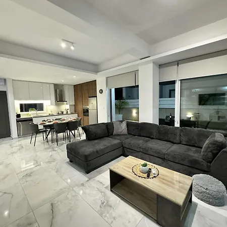 빌라 Protaras Rustic Paradise Luxury 1 *