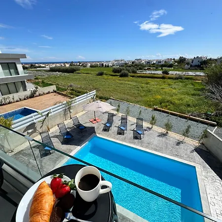 Protaras Rustic Paradise Luxury 1 * 파라림니