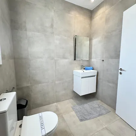 Protaras Rustic Paradise Luxury 1 *