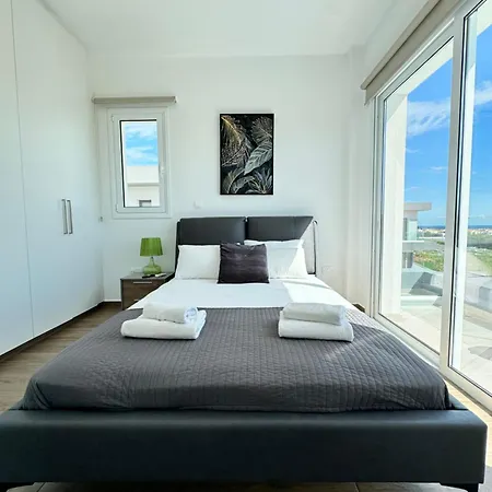 빌라 Protaras Rustic Paradise Luxury 1 *