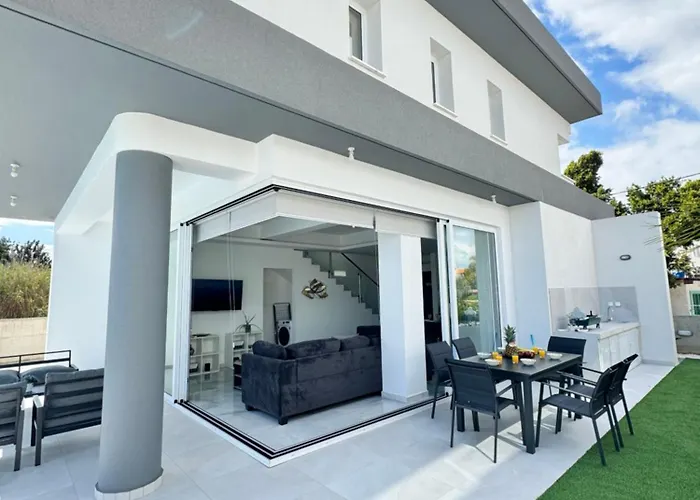 Protaras Rustic Paradise Luxury 1 * 帕拉利米尼