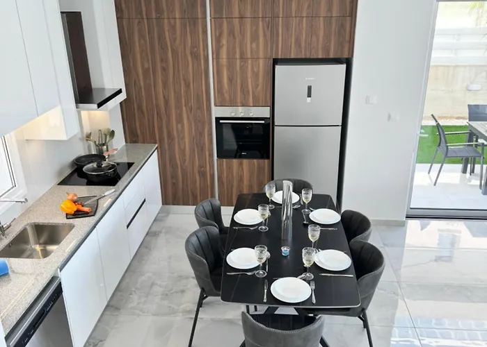 Villa Protaras Rustic Paradise Luxury 1 Paralímni