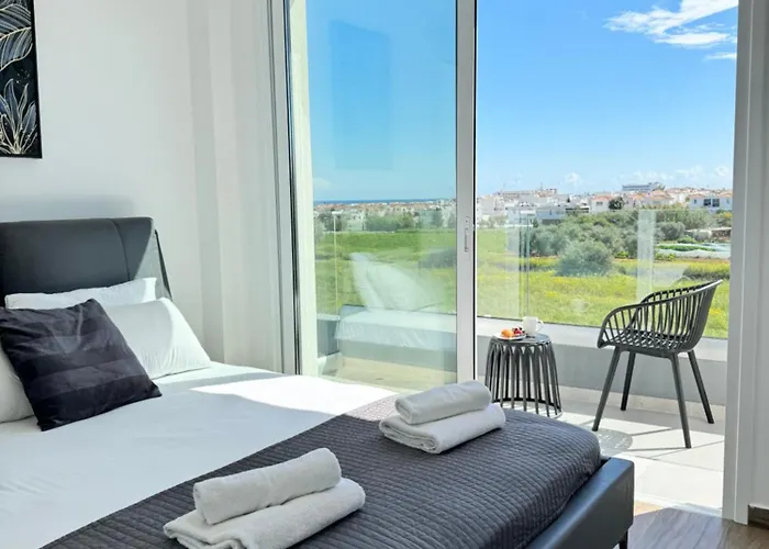 Protaras Rustic Paradise Luxury 1 *