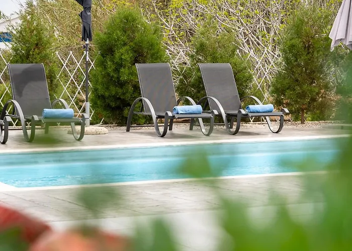 Protaras Rustic Paradise Luxury 1 *